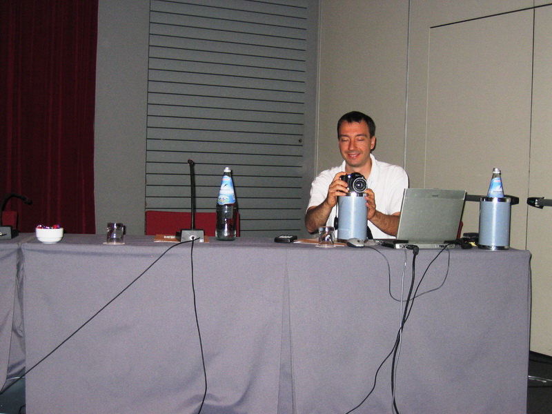dipac07_25.jpg