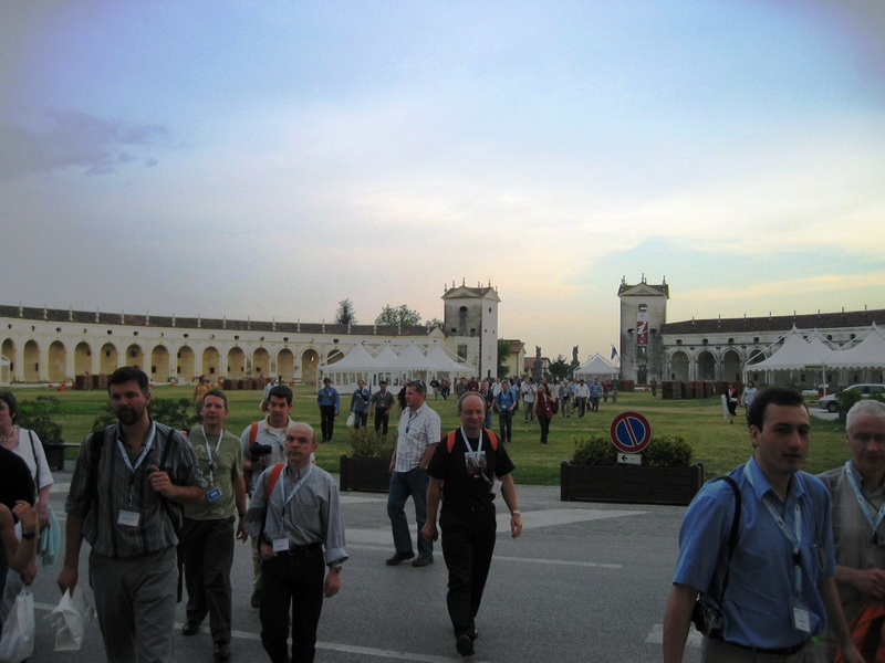 dipac07_36.jpg