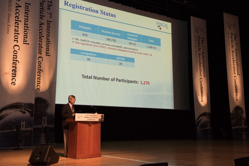 IPAC2016 0513 A 0108