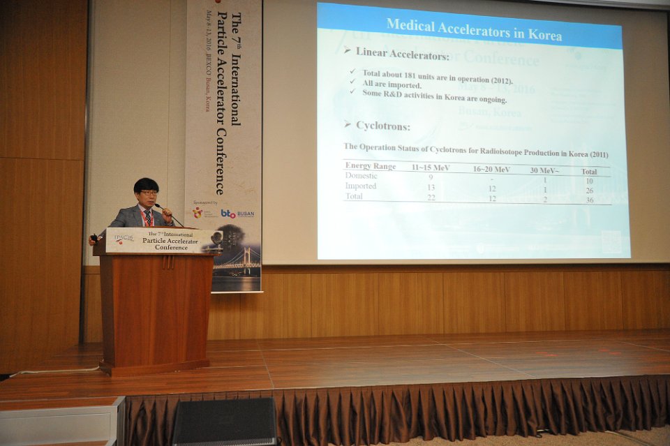 IPAC2016 0511 B 0071