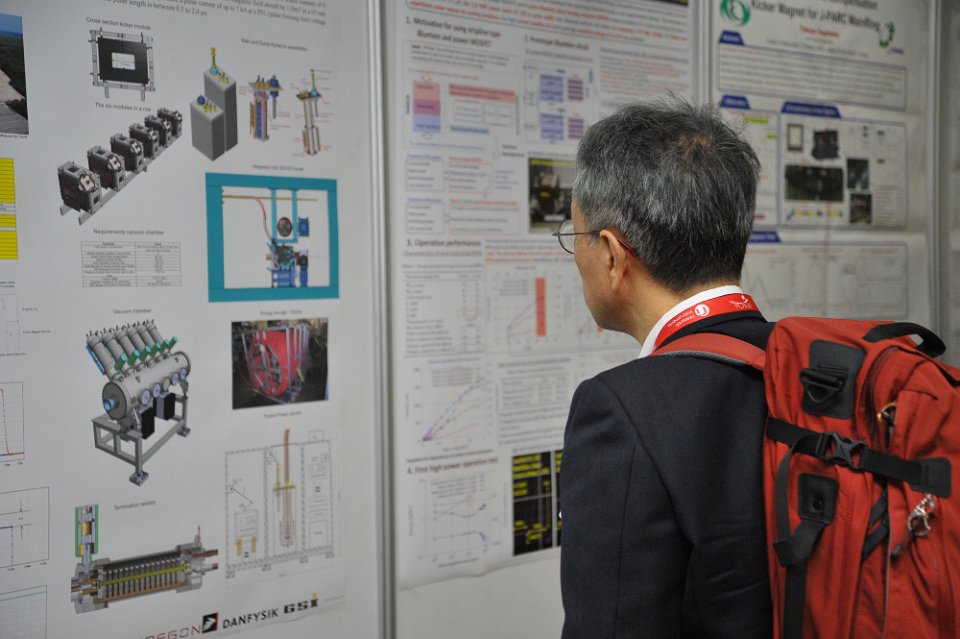 IPAC2016 0512 B 0037