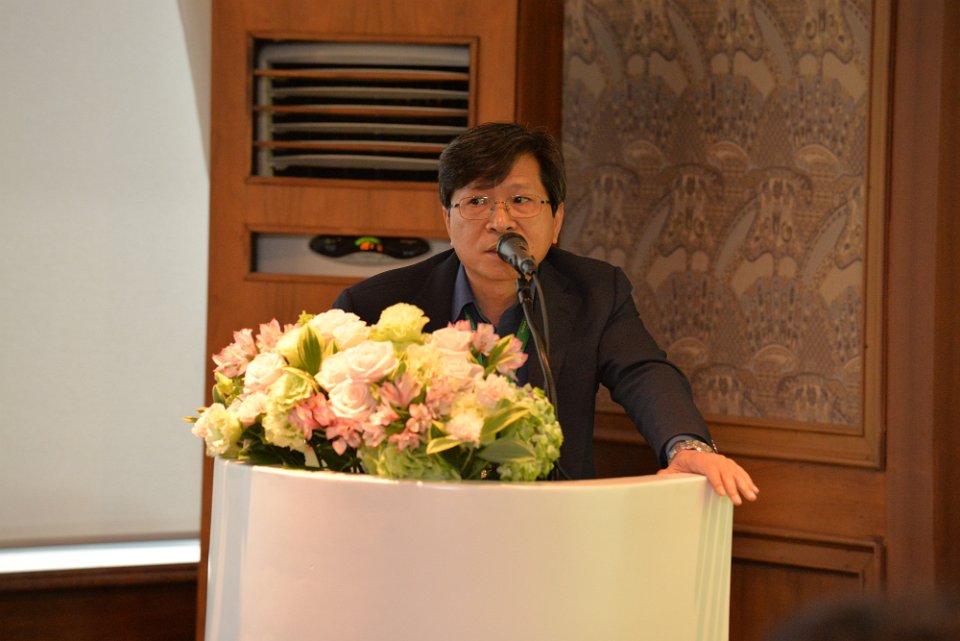 IPAC2016 0511 C 0014