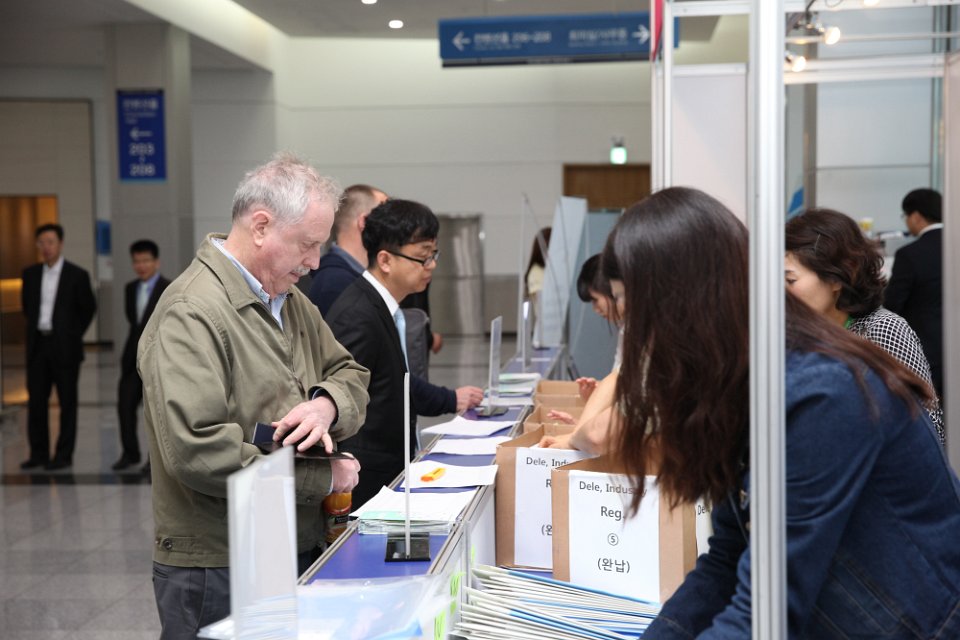 IPAC2016 0509 B 2