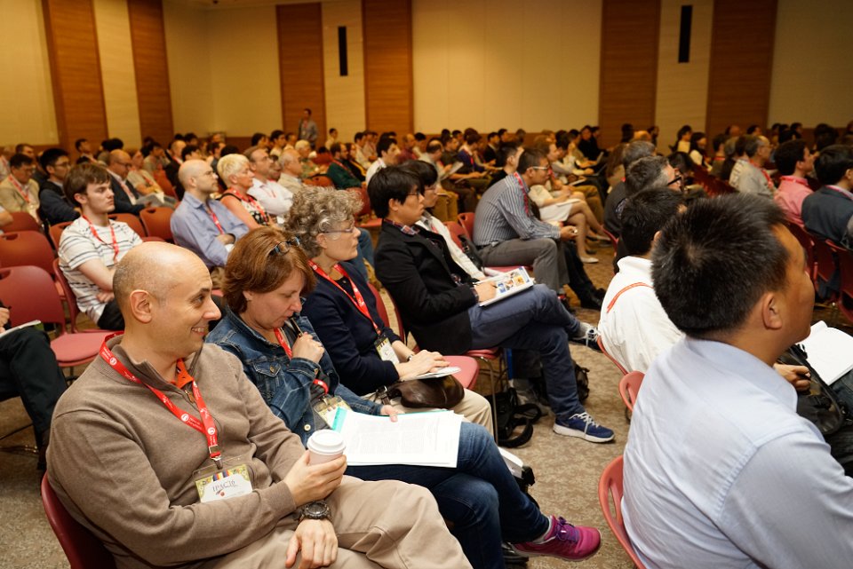 IPAC2016 0509 B 220
