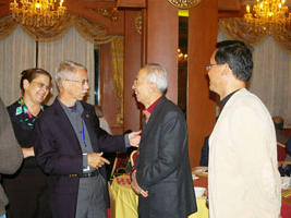 	Welcome_Reception_12	